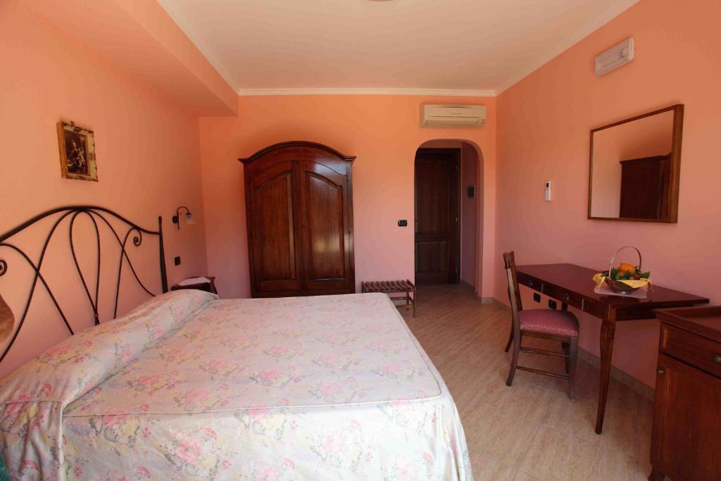 Villa Veronica Giardini Naxos Room photo