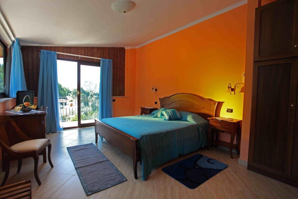 Villa Veronica Giardini Naxos Room photo
