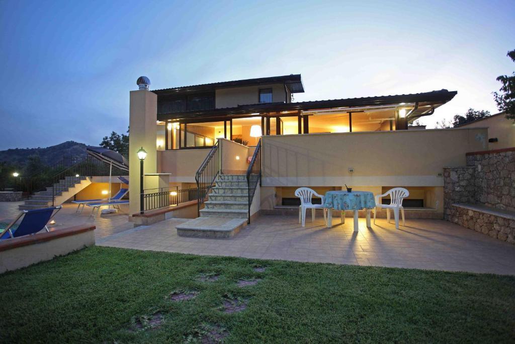 Villa Veronica Giardini Naxos Exterior photo