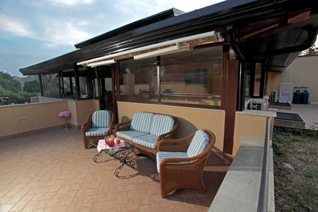 Villa Veronica Giardini Naxos Exterior photo