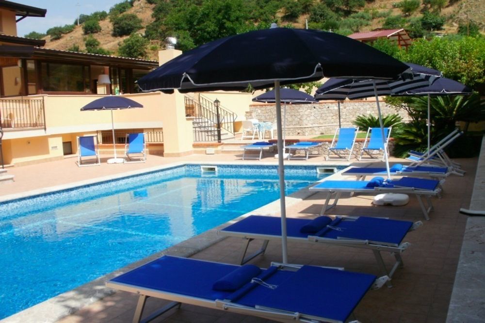 Villa Veronica Giardini Naxos Exterior photo